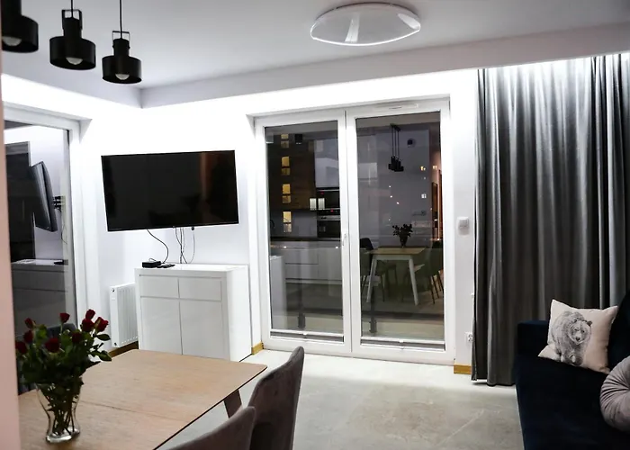 Apartament Krolowej Jadwigi Z Garazem