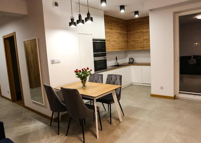 Apartament Krolowej Jadwigi Z Garazem